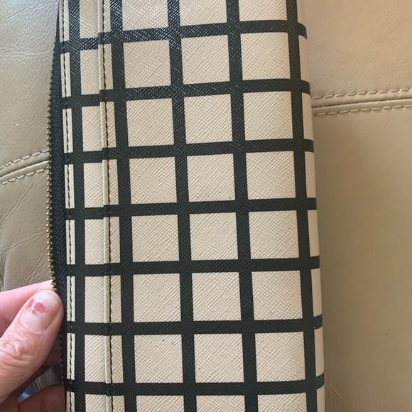Kate Spade Wallet - Picture 3 of 7